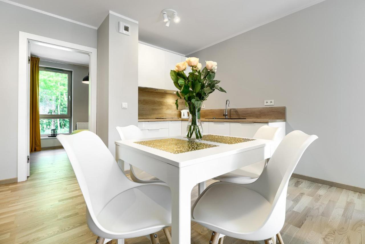 Apartament Bursztynowy Rezydencja Park เมียลโน ภายนอก รูปภาพ