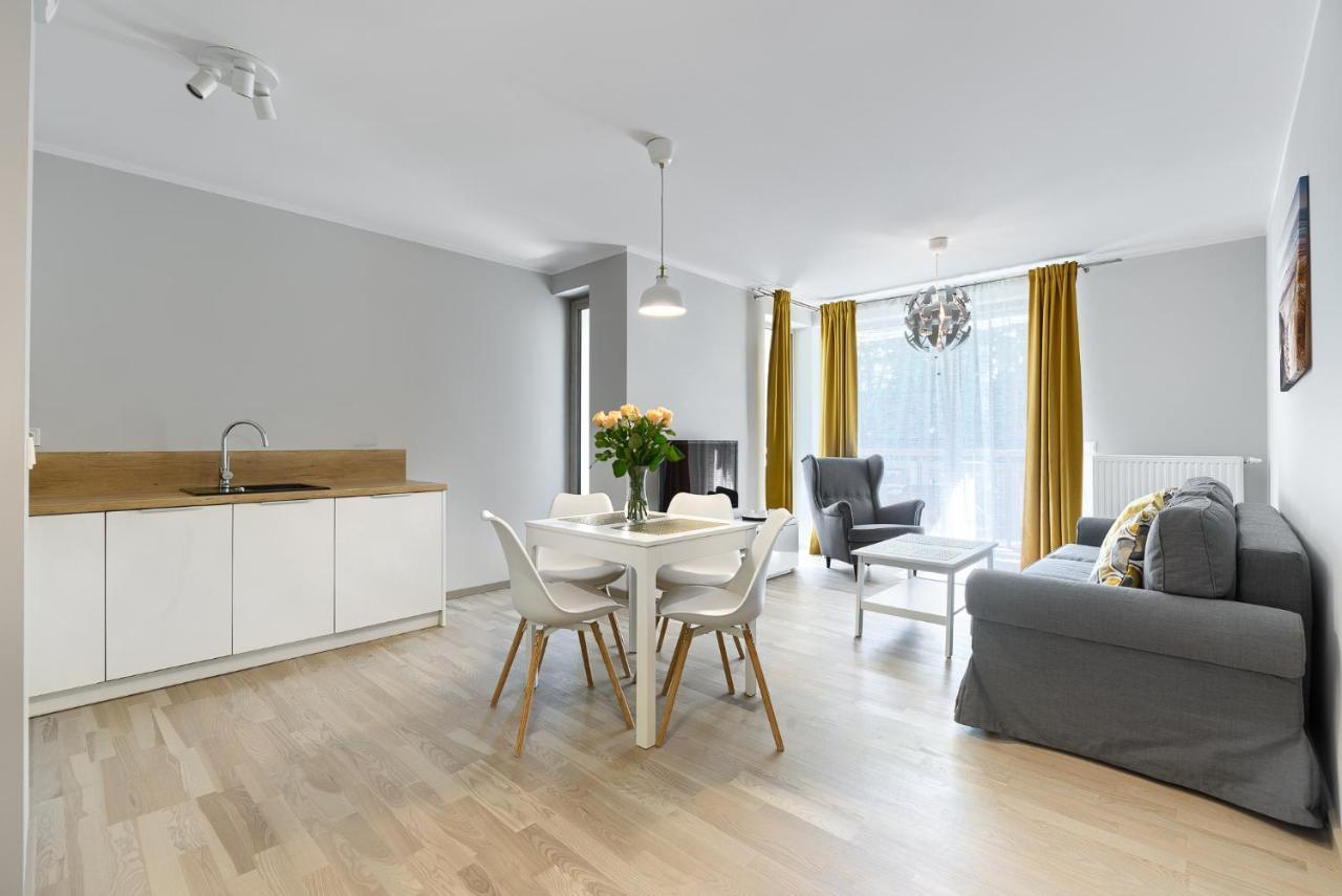 Apartament Bursztynowy Rezydencja Park เมียลโน ภายนอก รูปภาพ